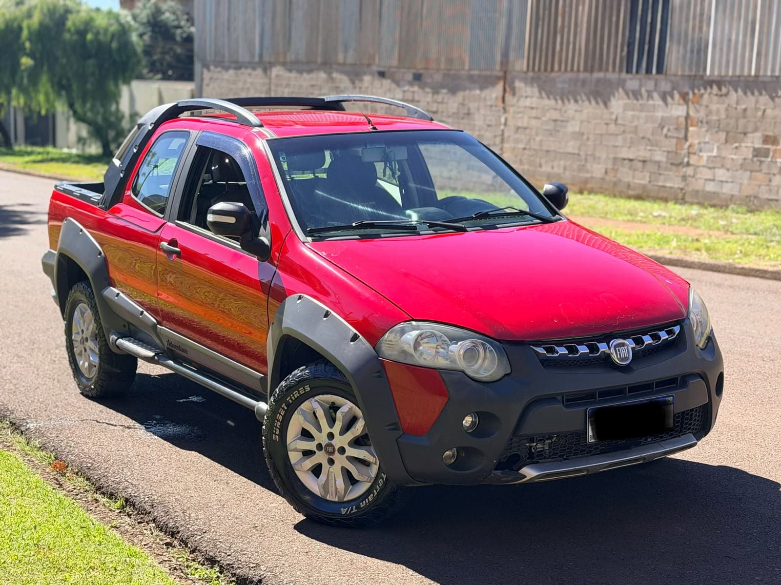 REPASSE ABAIXO DA FIPE - FIAT STRADA ADVENTURE CABINE DUPLA COMPLETO 2013.